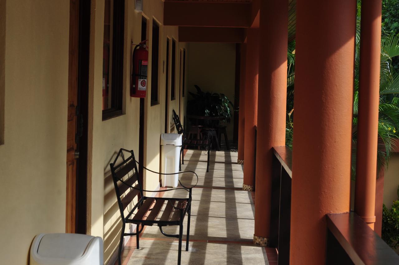 Hotel Alkamar Tambor  Pokoj fotografie